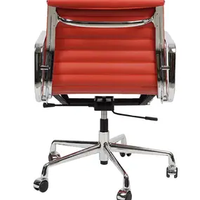 Эргономичное кресло Eames Ribbed Office Chair EA 117, красная кожа