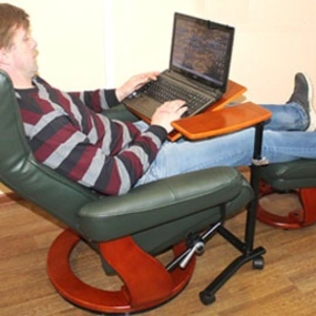 Кресло-реклайнер Relax MAURIS 7604W (кожа-зелен / дер-св.кор 007 Dark Green / 029 т. орех)